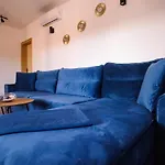 Family Dream House Ruzic