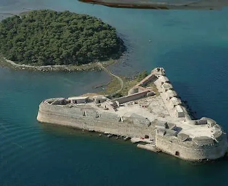 Family Dream House *