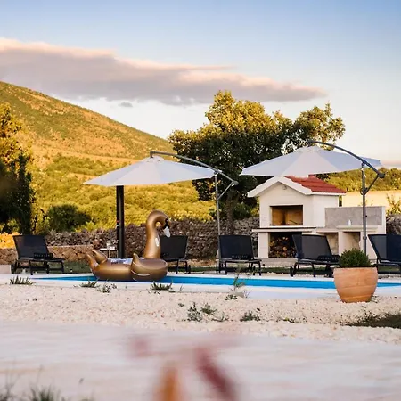 Family Dream House Villa