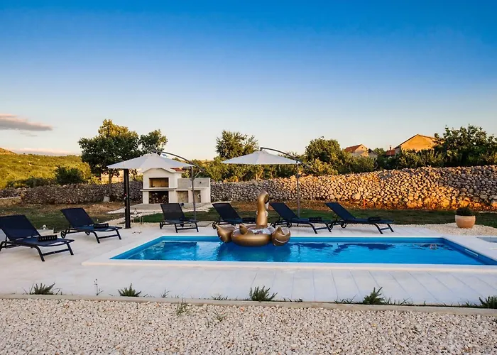 Family Dream House וילה *